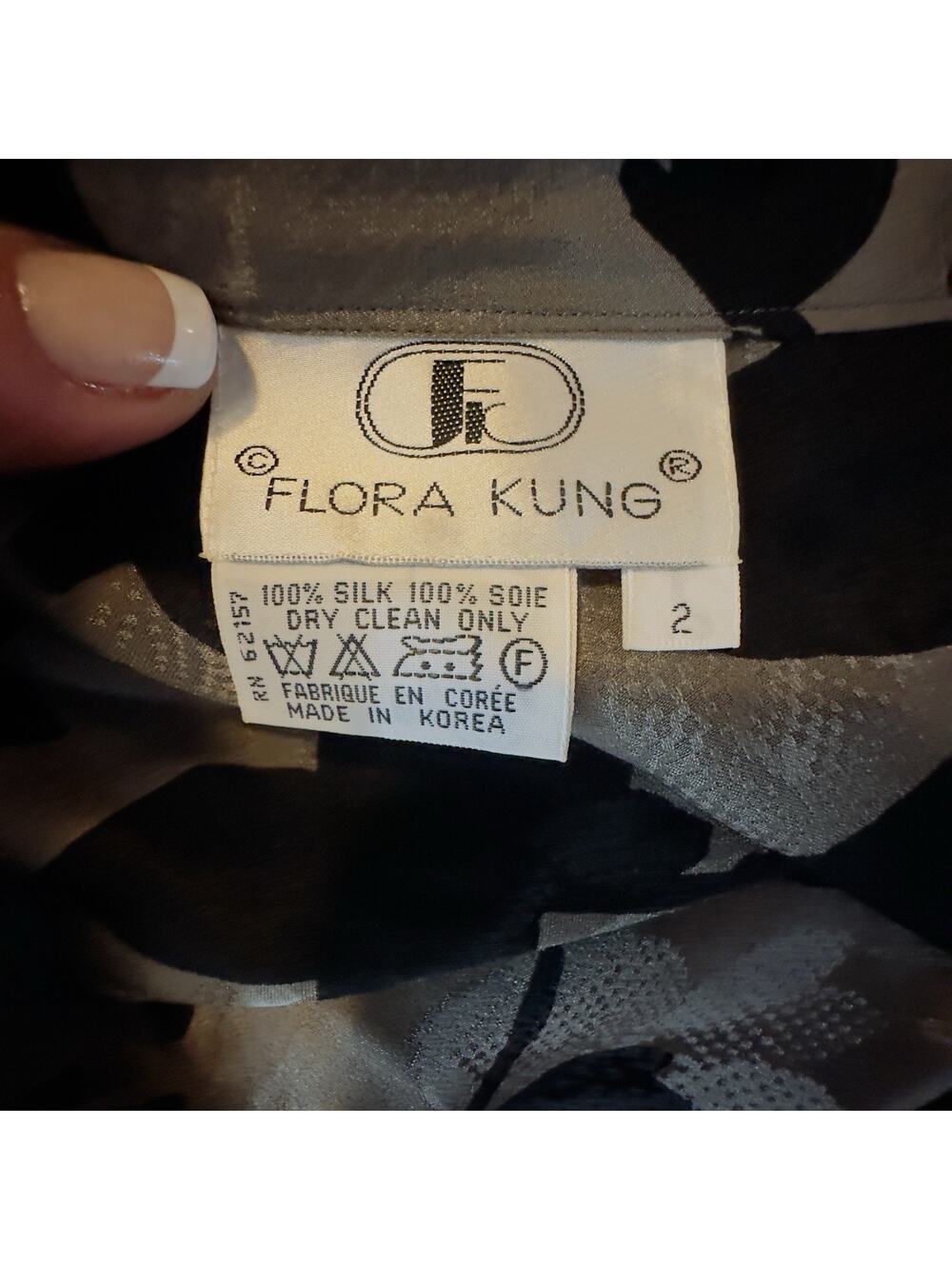Flora Kung 100% Silk Floral Print Two Piece Skirt Set Vintage Size 2 Gray Black